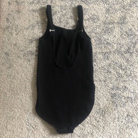 Urban Outfitters Black Ribbed Bodysuit - Picture 4 of 4